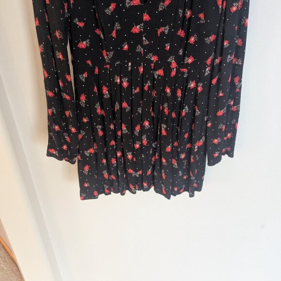 Free People Tegan Floral Mini Dress Size 6  Black & Red Floral Print - Picture 3 of 13